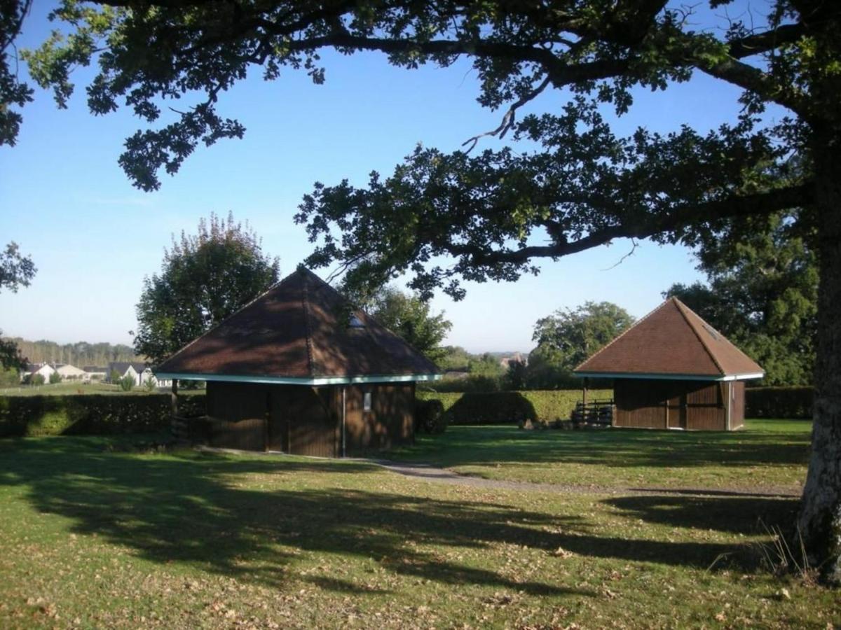 Chalet En Pleine Nature A Orsennes Avec Etang A Proximite, Ideal Pour 6 Personnes Et Animaux Admis - Fr-1-591-170 Dış mekan fotoğraf